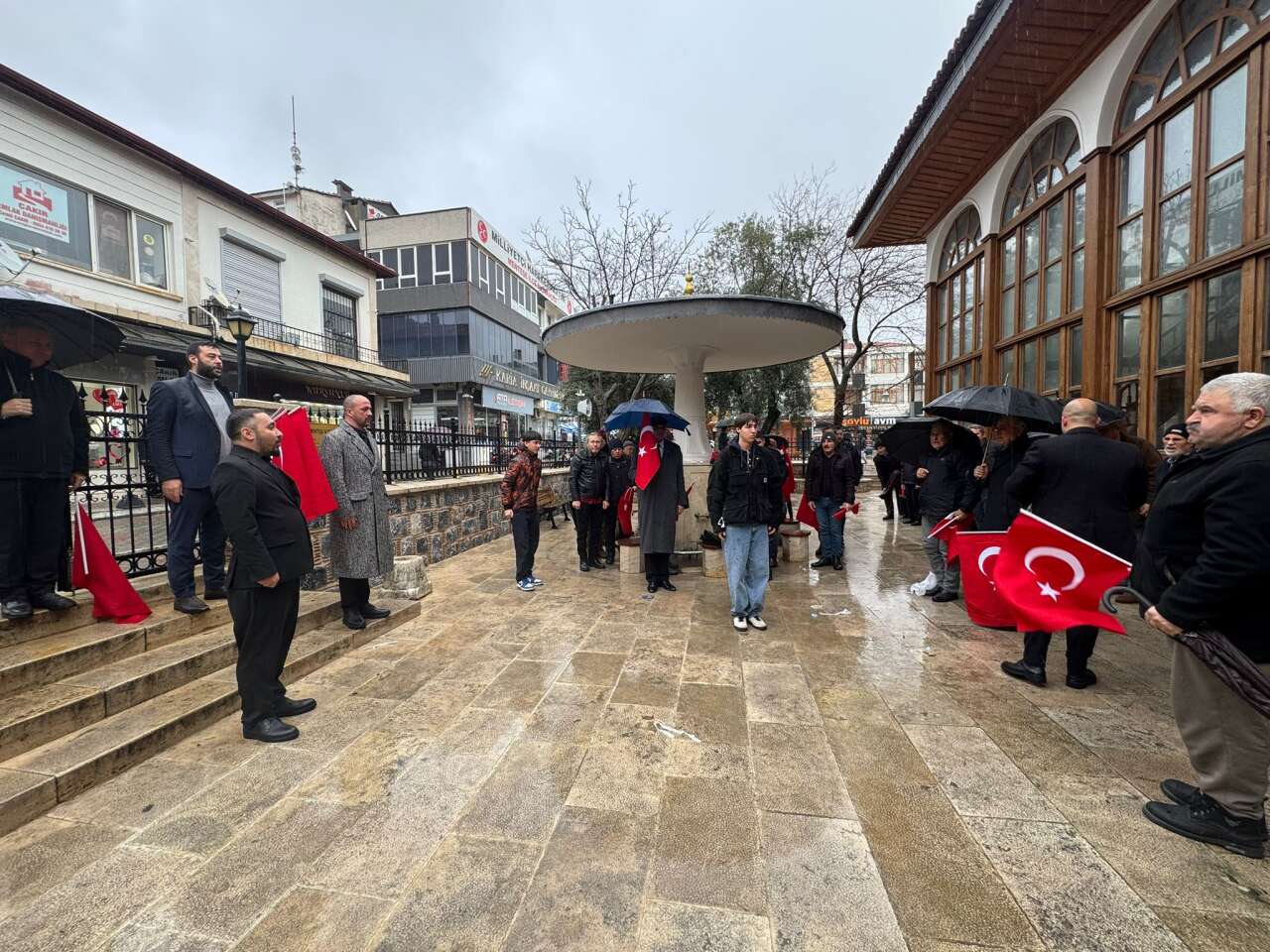 Muğla Ülkü Ocakları’ndan Türk Bayrağıyla Dayanışma Mesajı 5